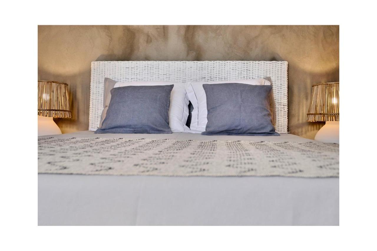 Bed and Breakfast Les Jardins De Sitaara Cucuron Zewnętrze zdjęcie