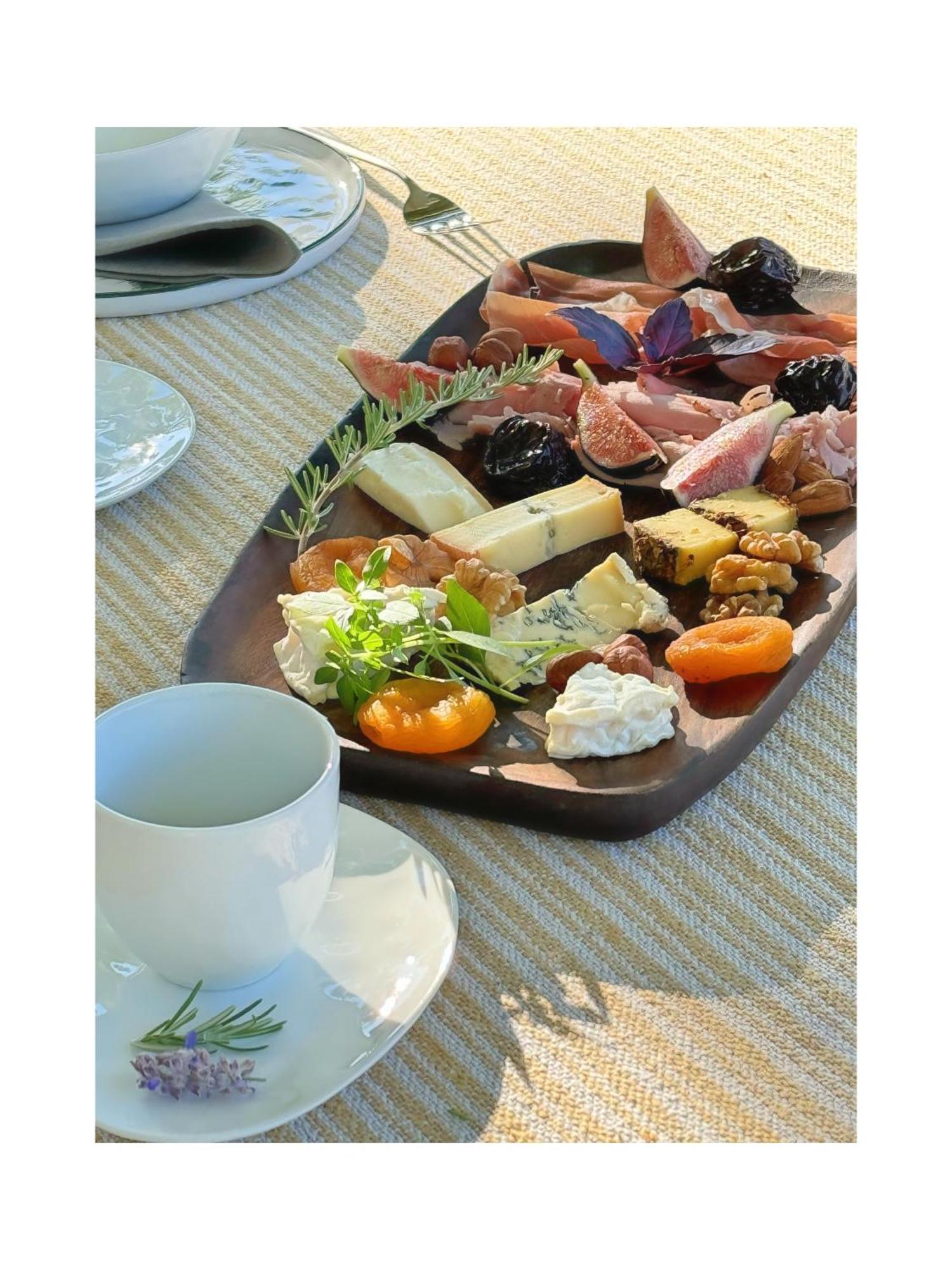 Bed and Breakfast Les Jardins De Sitaara Cucuron Zewnętrze zdjęcie
